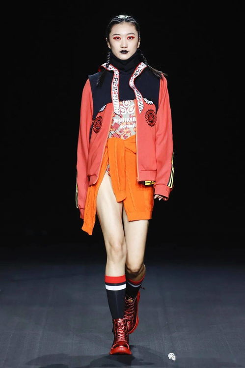 2020年度中國(guó)時(shí)尚大獎(jiǎng)獲獎(jiǎng)揭曉 設(shè)計(jì)師劉勇再次問(wèn)鼎中國(guó)服裝設(shè)計(jì)最高獎(jiǎng) 金頂獎(jiǎng)