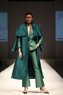 2019 高級(jí)定制服裝設(shè)計(jì)精品課程報(bào)名開(kāi)啟，名額有限！兼顧皮革制品銷售實(shí)戰(zhàn)